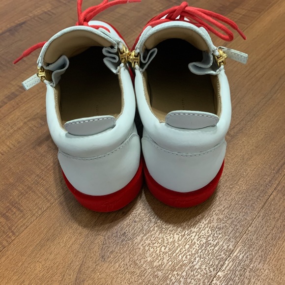 Giuseppe zanotti - Picture 3 of 4